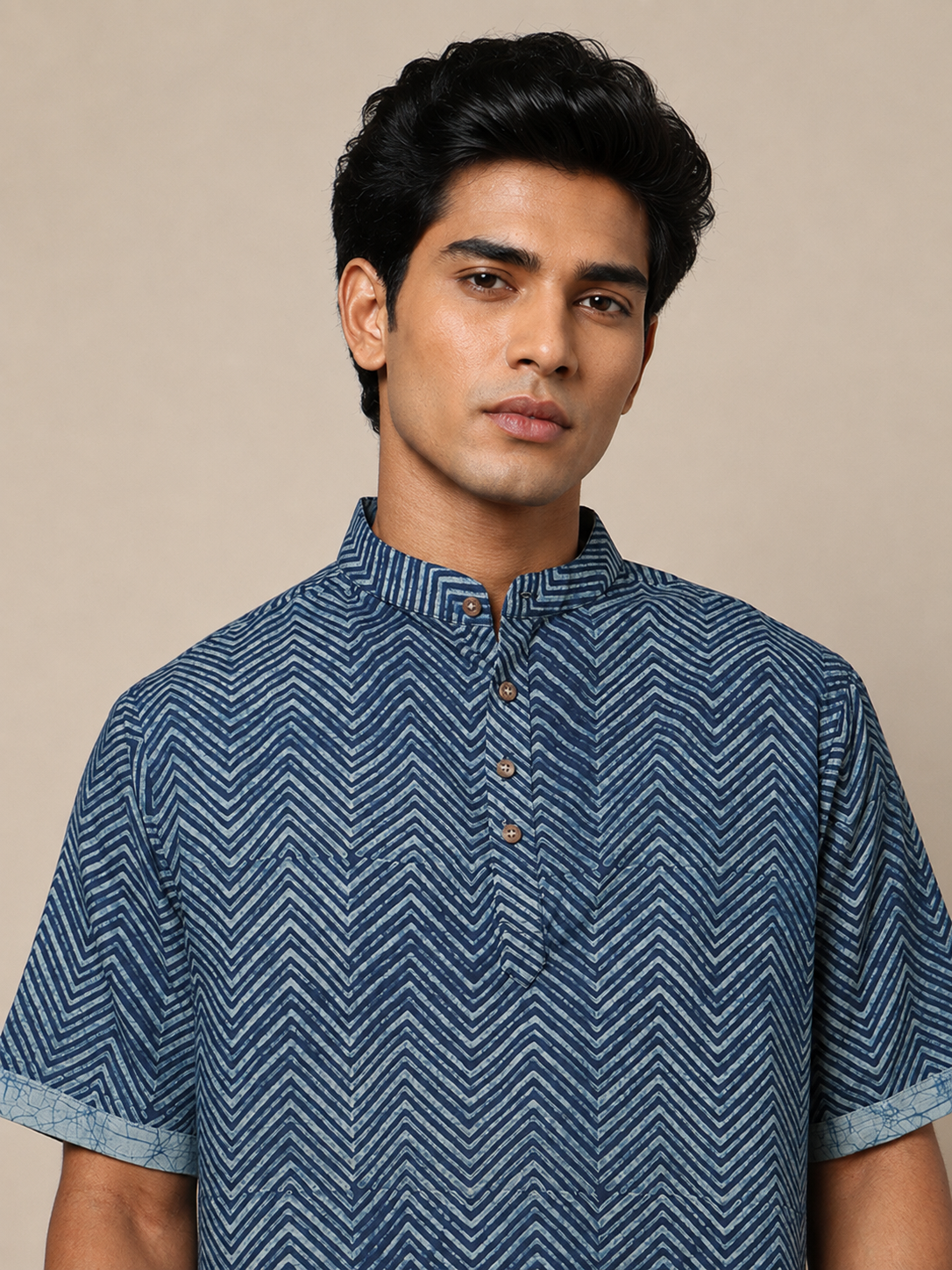 Men's Dabu Printed Indigo Dyed Short Kurta