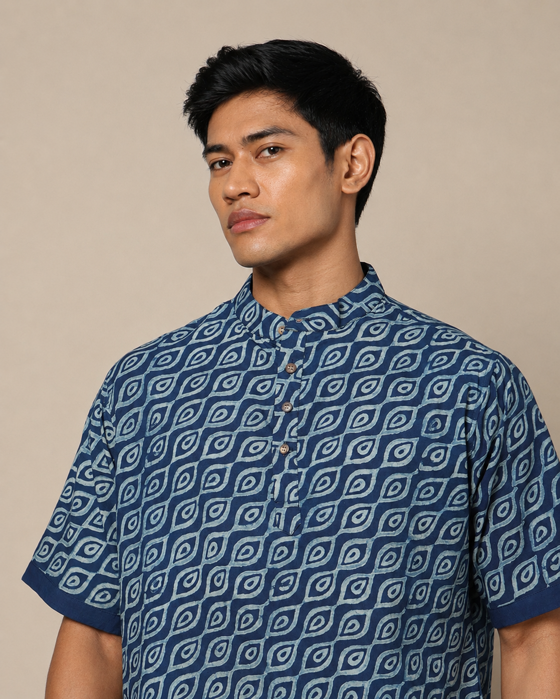 Men's Dabu Printed Indigo Dyed Short Kurta