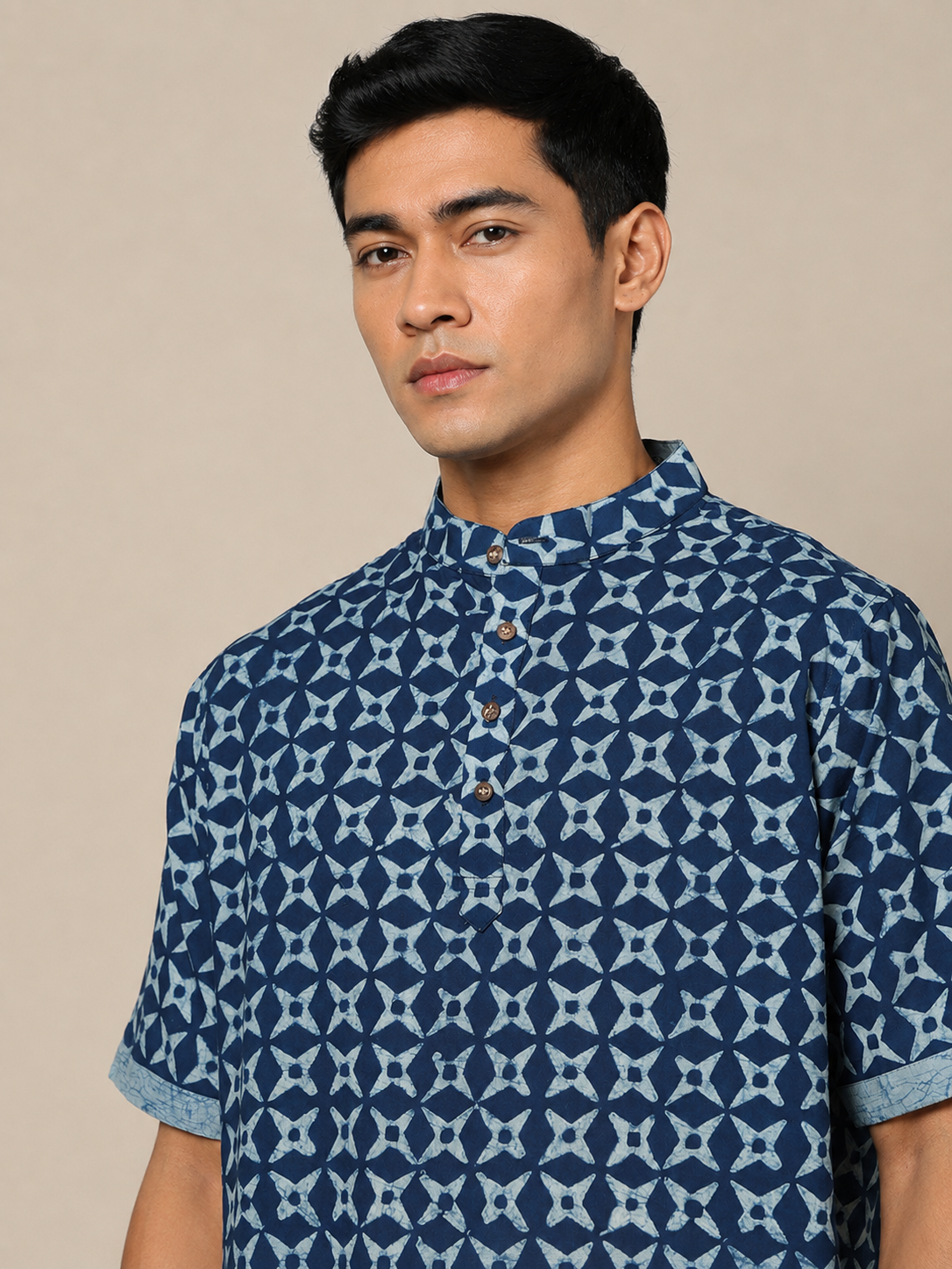 Men's Dabu Printed Indigo Dyed Short Kurta