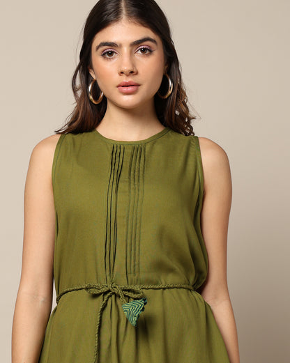 Dyed Sleeveless Pleated Tie-Waist Dress