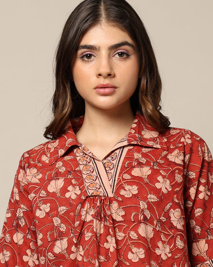 Flower zaal Peach Collar Top