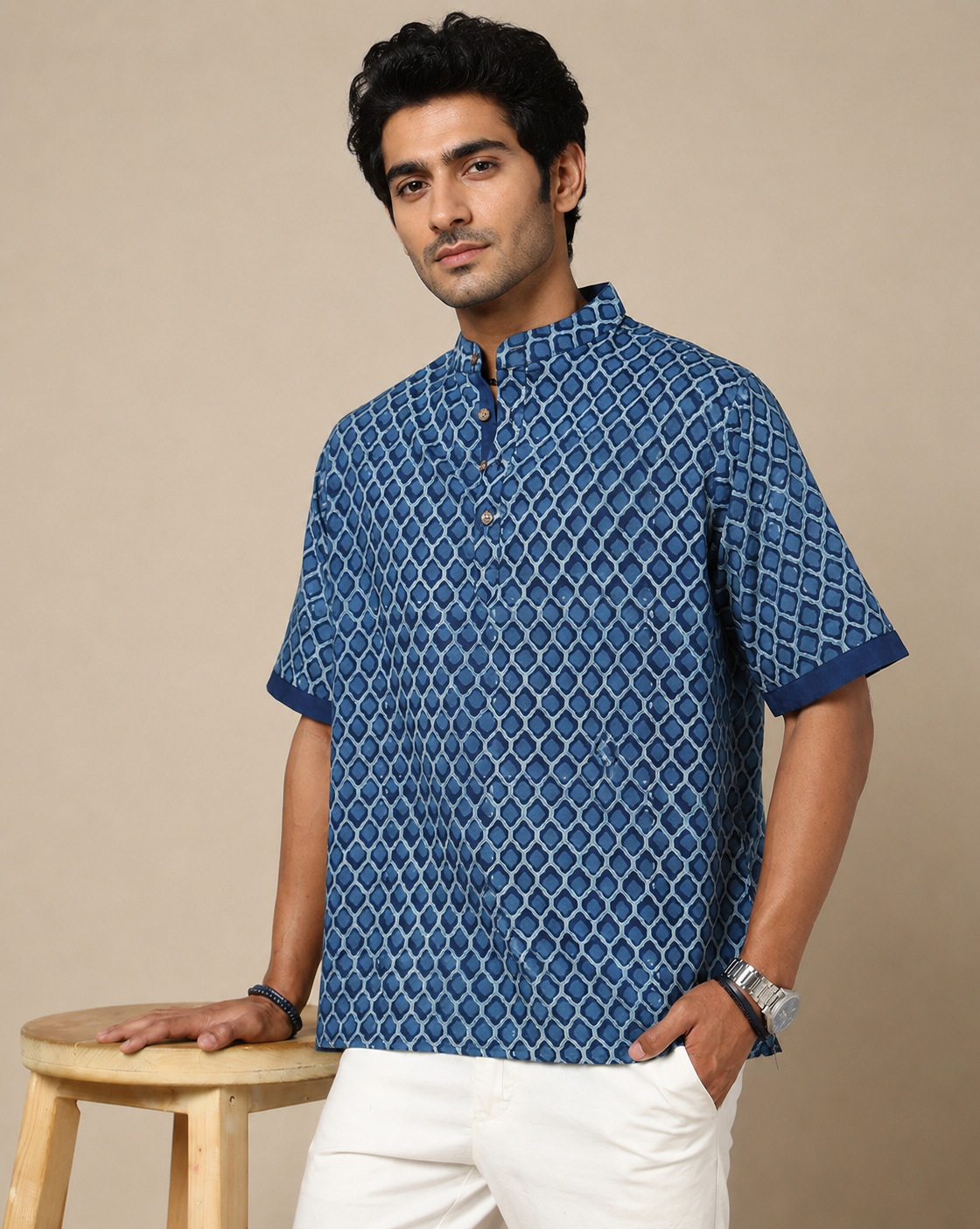 Men's Dabu Printed Indigo Dyed Short Kurta