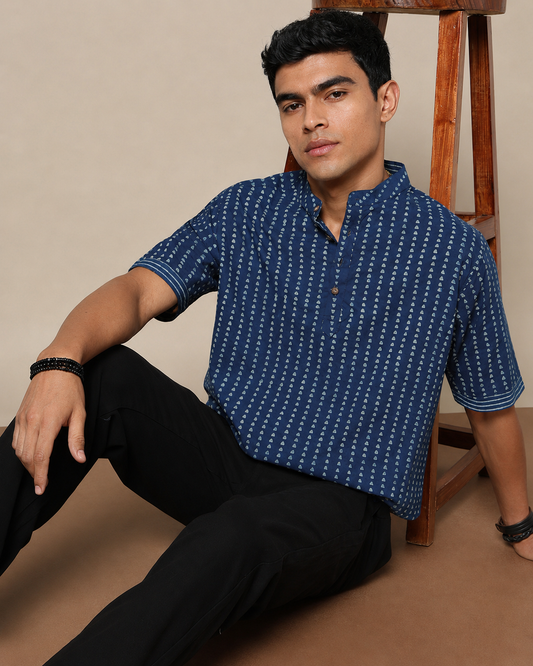 Men's Dabu Printed Indigo Dyed Short Kurta