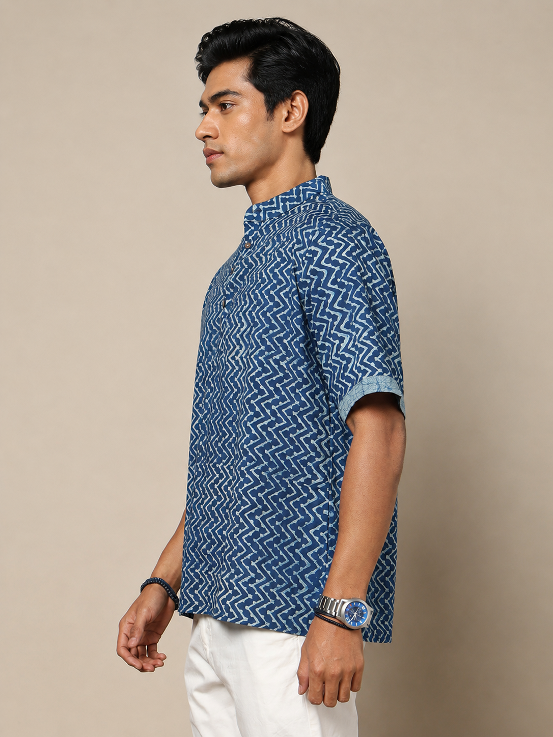 Men's Dabu Printed Indigo Dyed Short Kurta