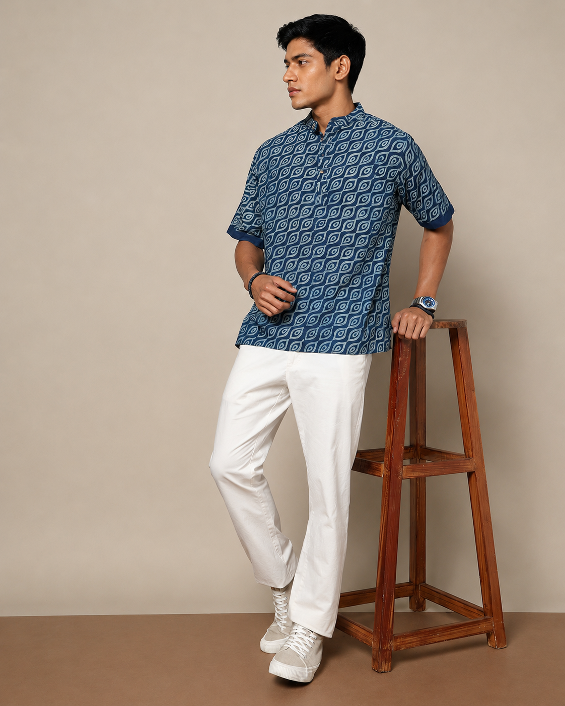 Men's Dabu Printed Indigo Dyed Short Kurta