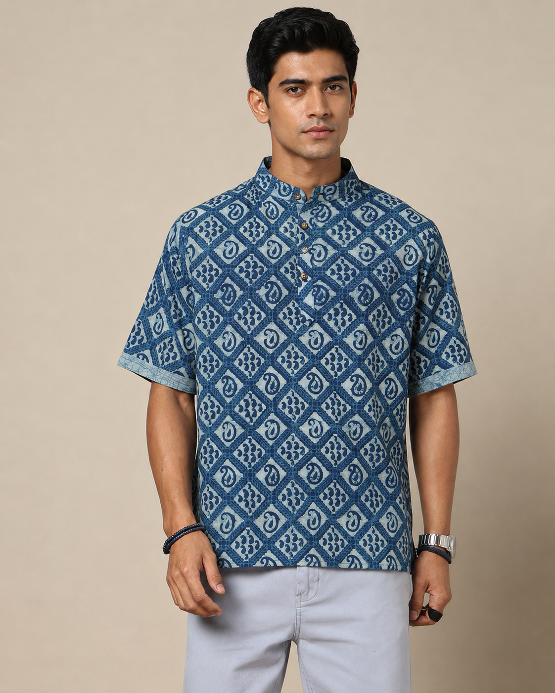Men's Dabu Printed Indigo Dyed Short Kurta